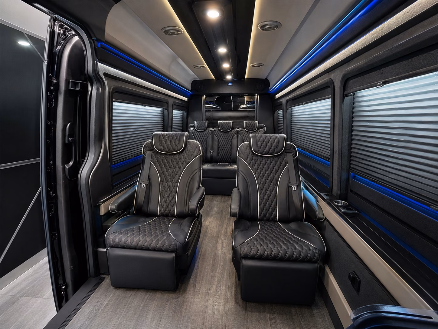 choosing the right bus size for your citrus heights airport trip